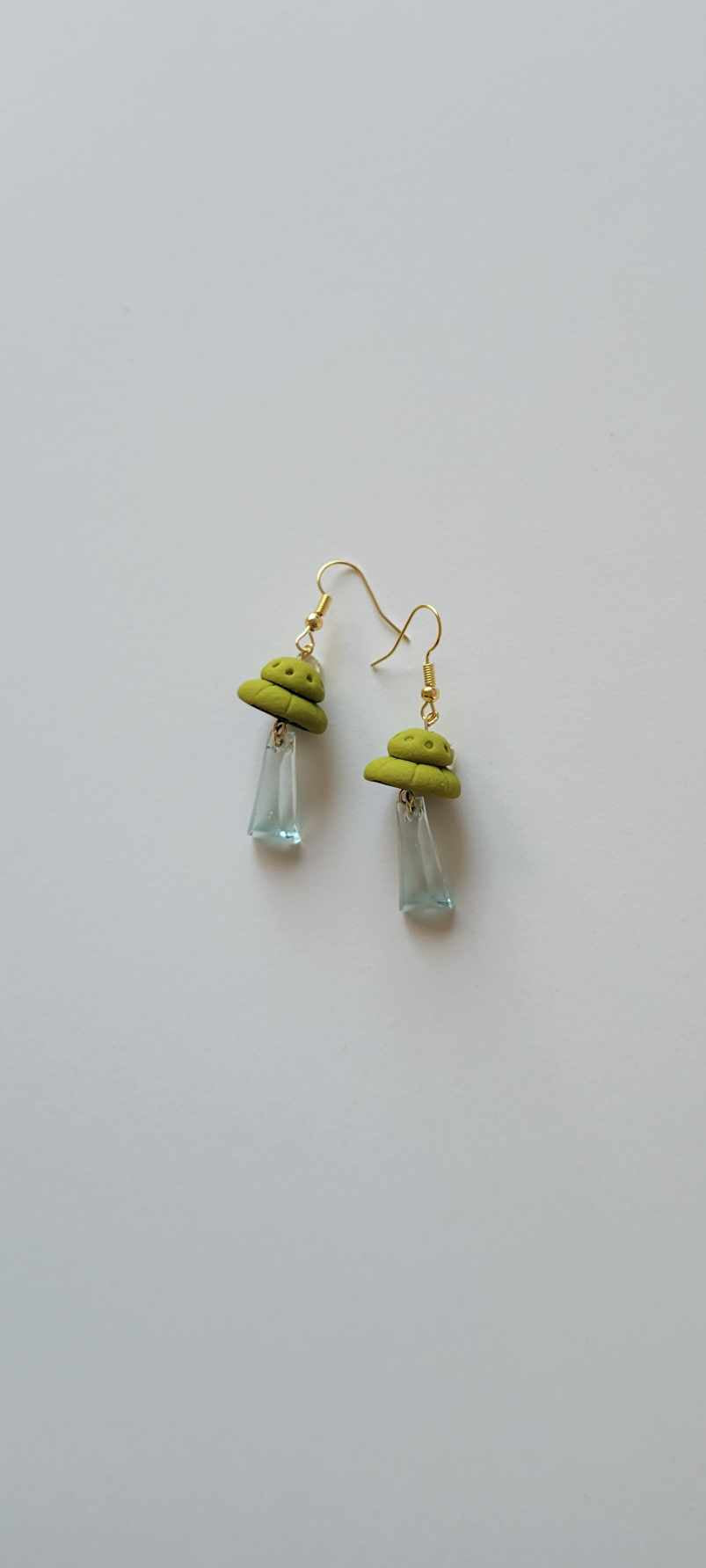 (New) UFO Earrings