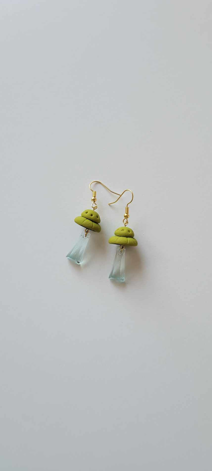 (New) UFO Earrings