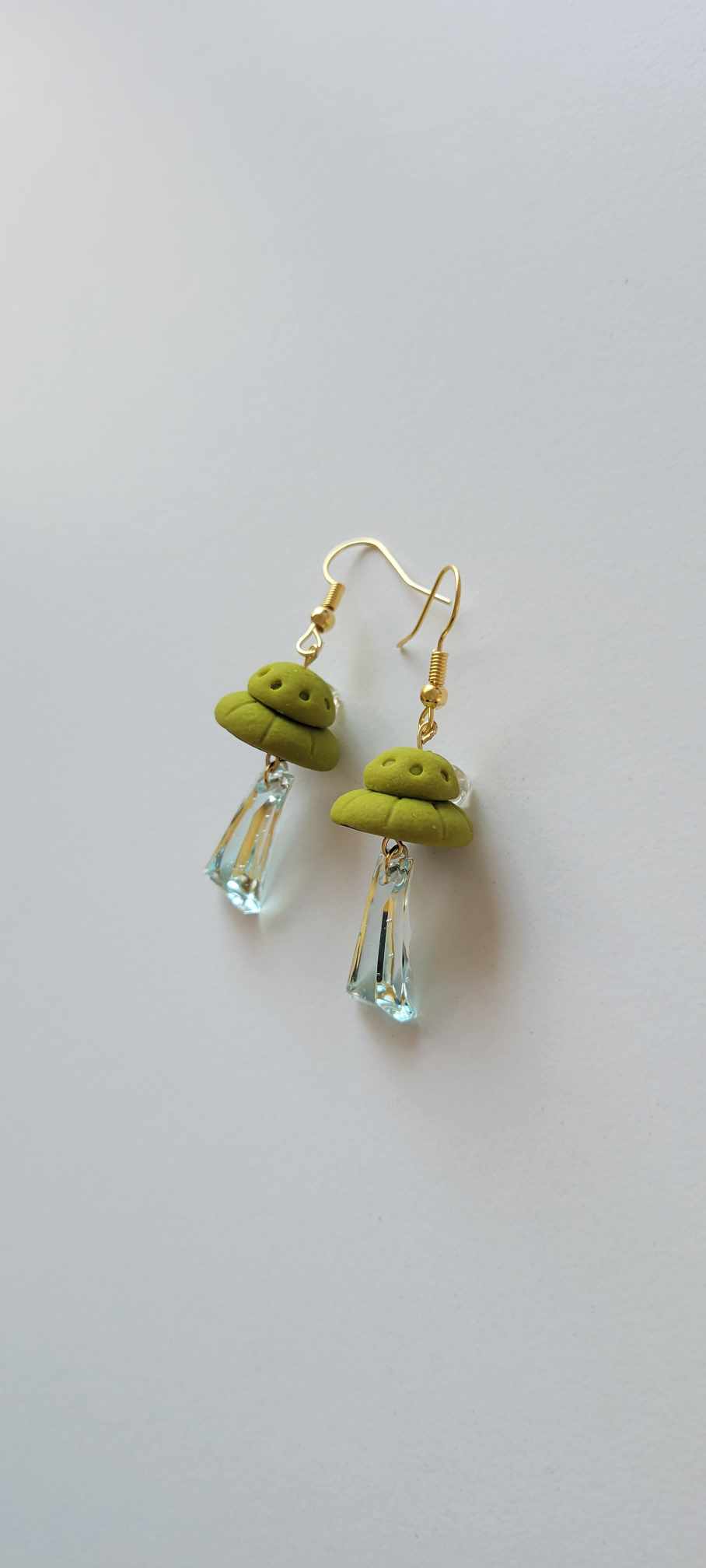 (New) UFO Earrings