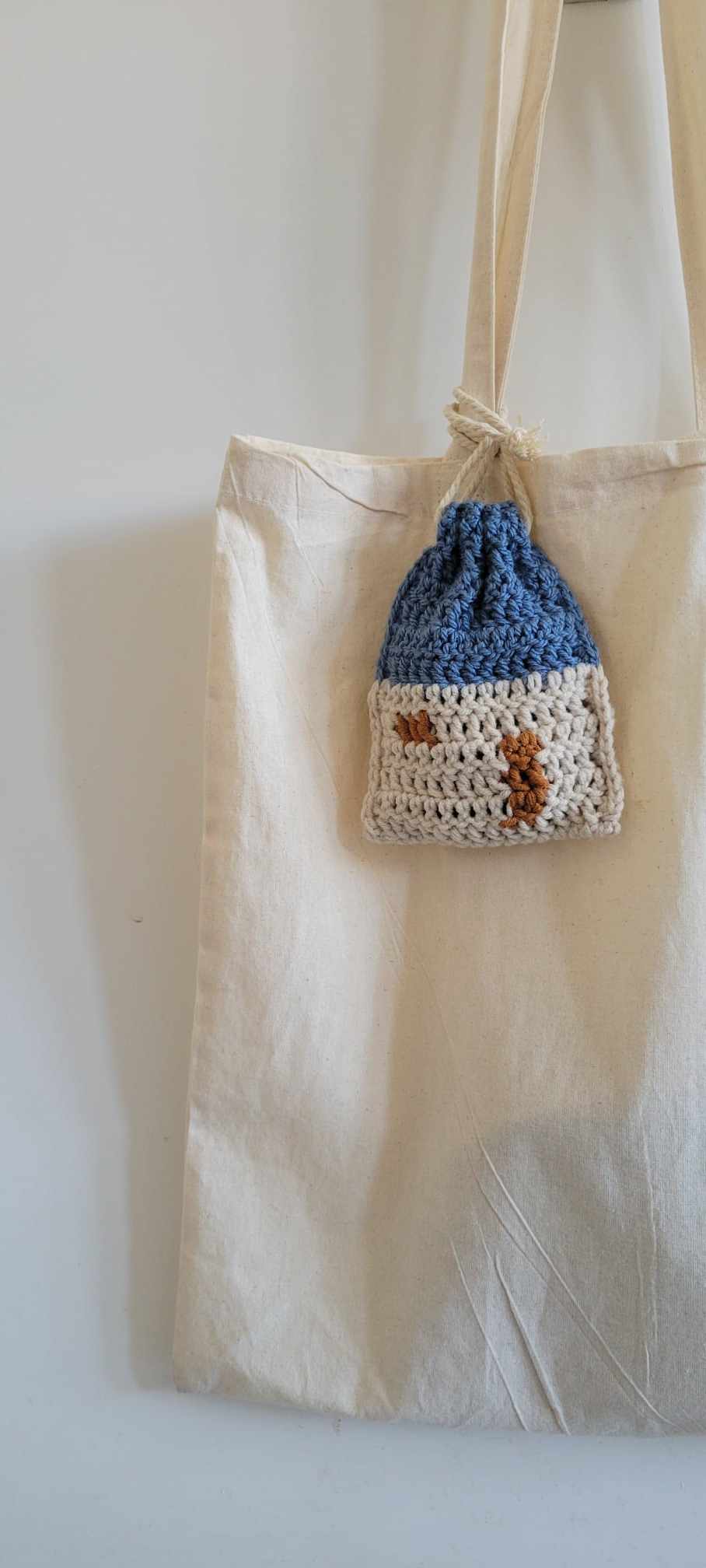 Small House Pouch