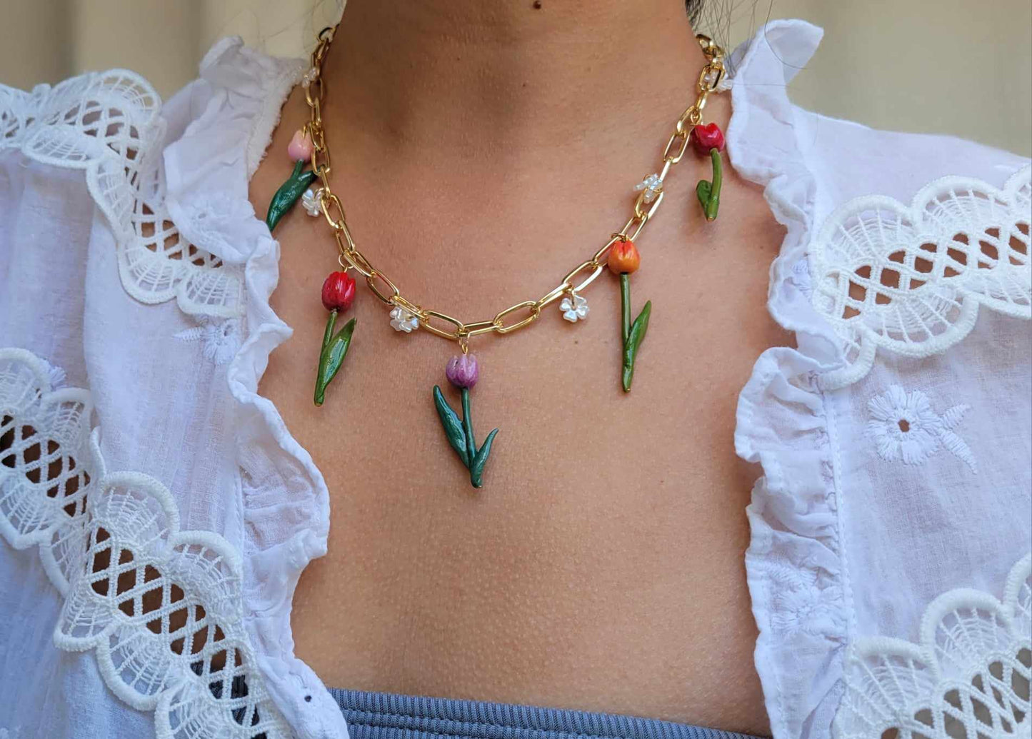 (New) Tulips Necklace