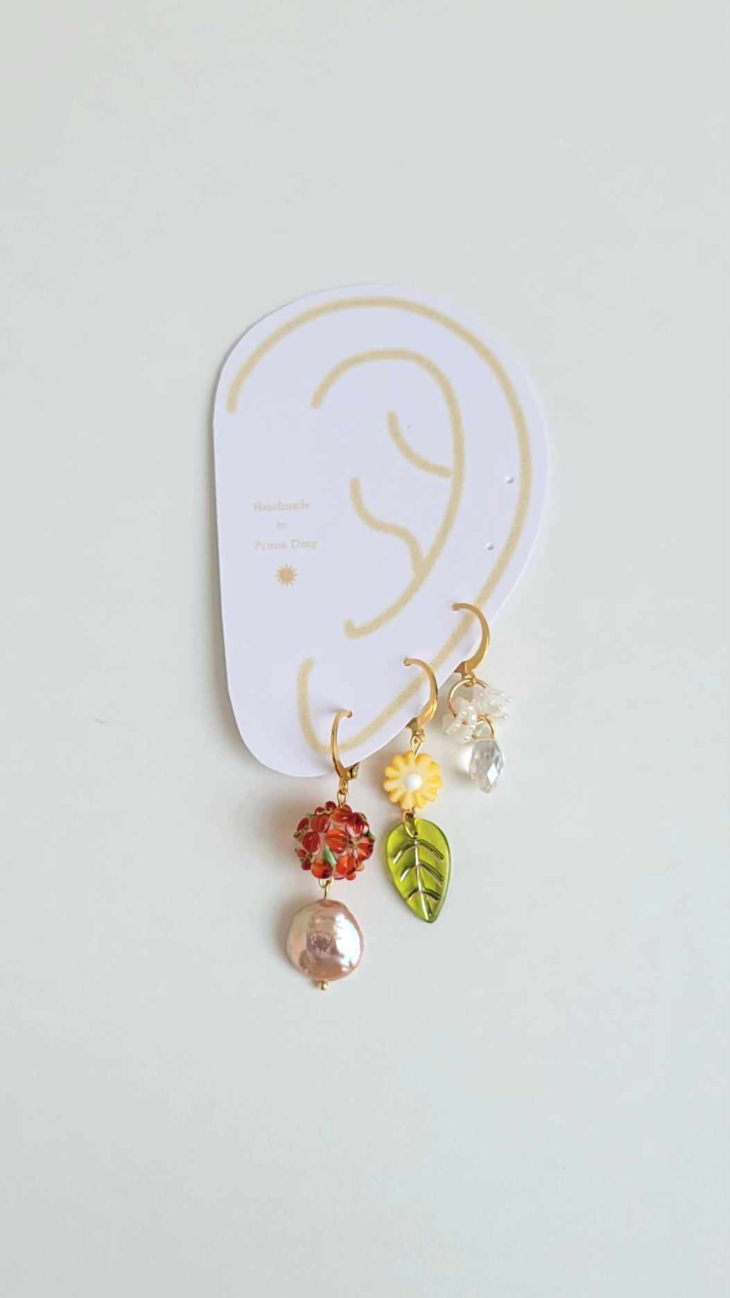 Floral x Pearl Set Hoop Earrings