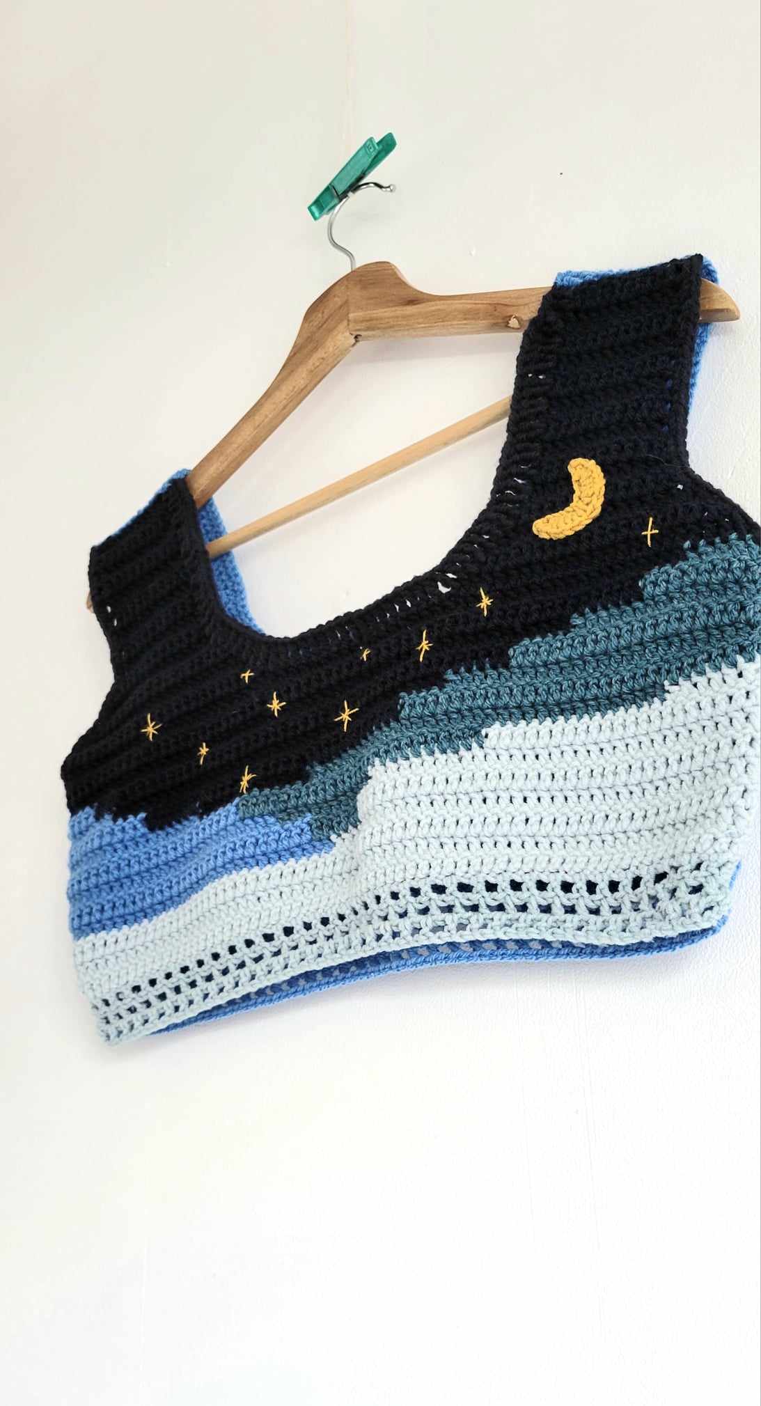 Crochet Top (Landscape)