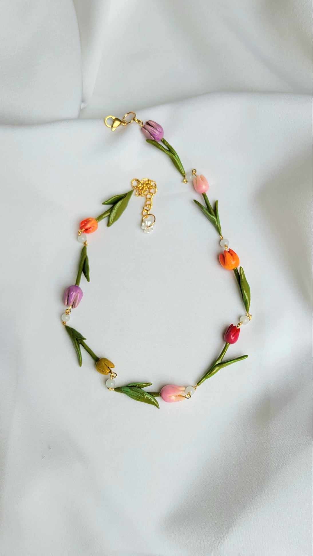 (New) Tulips Necklace