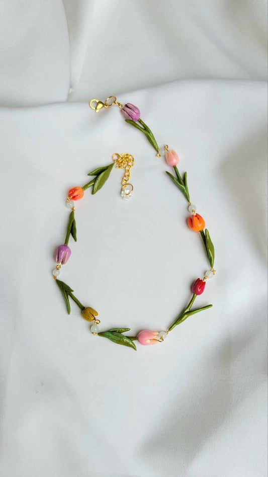 (New) Tulips Necklace