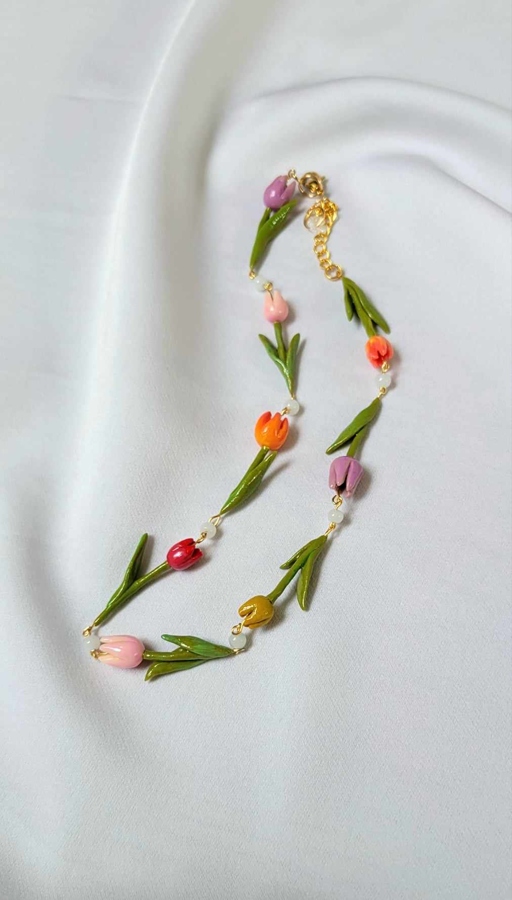 (New) Tulips Necklace