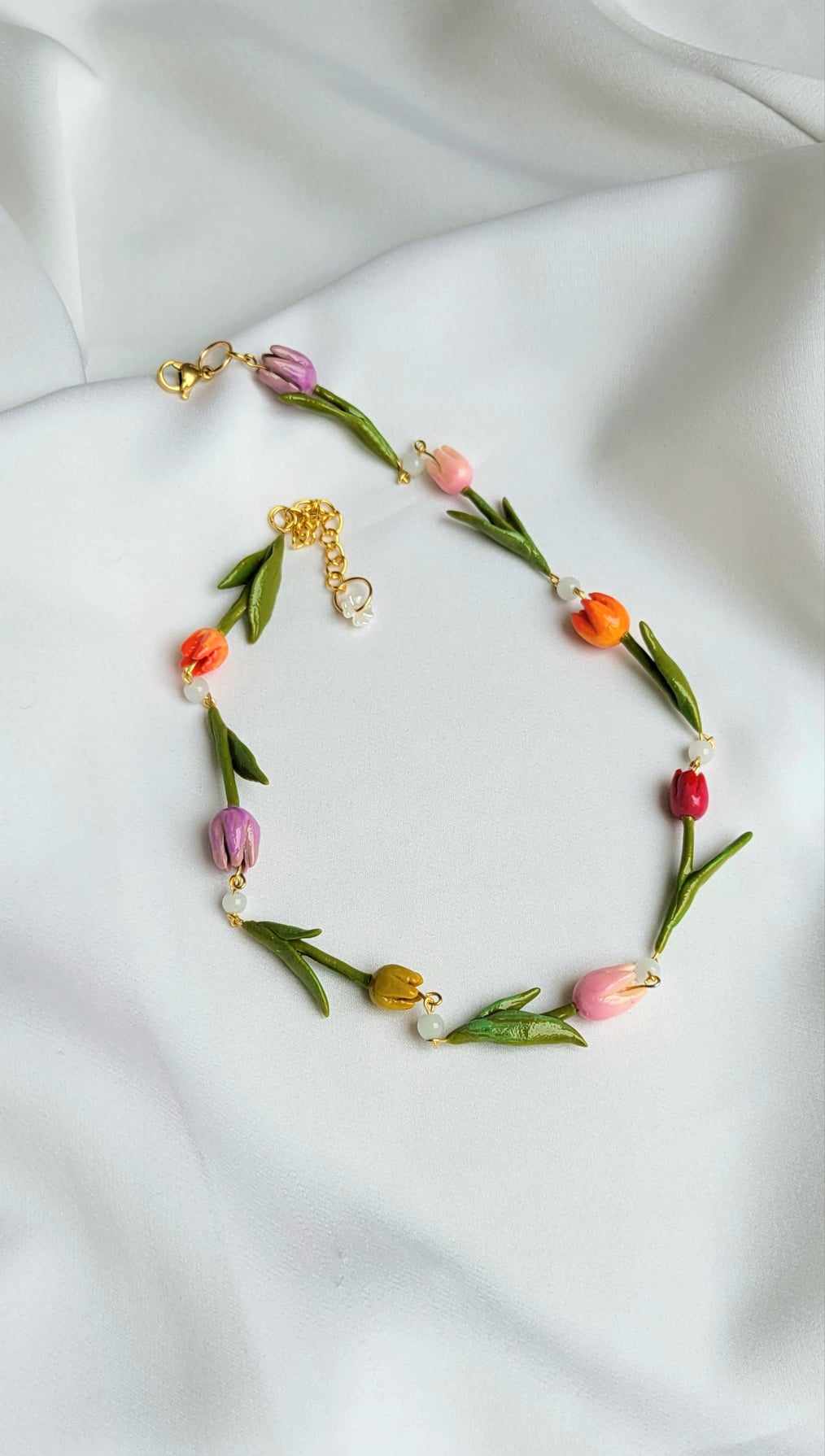 (New) Tulips Necklace