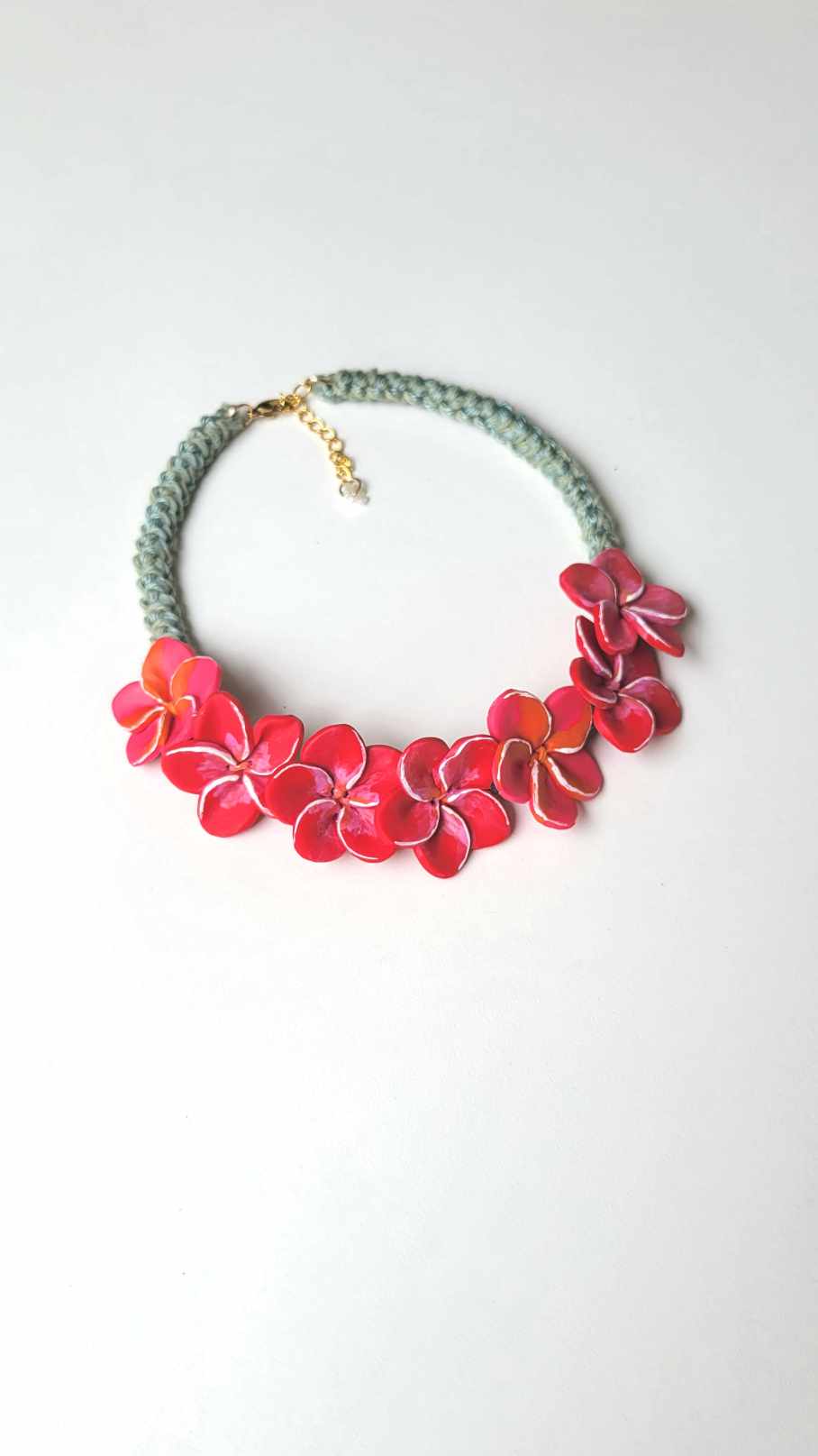 (New) Plumeria Necklace