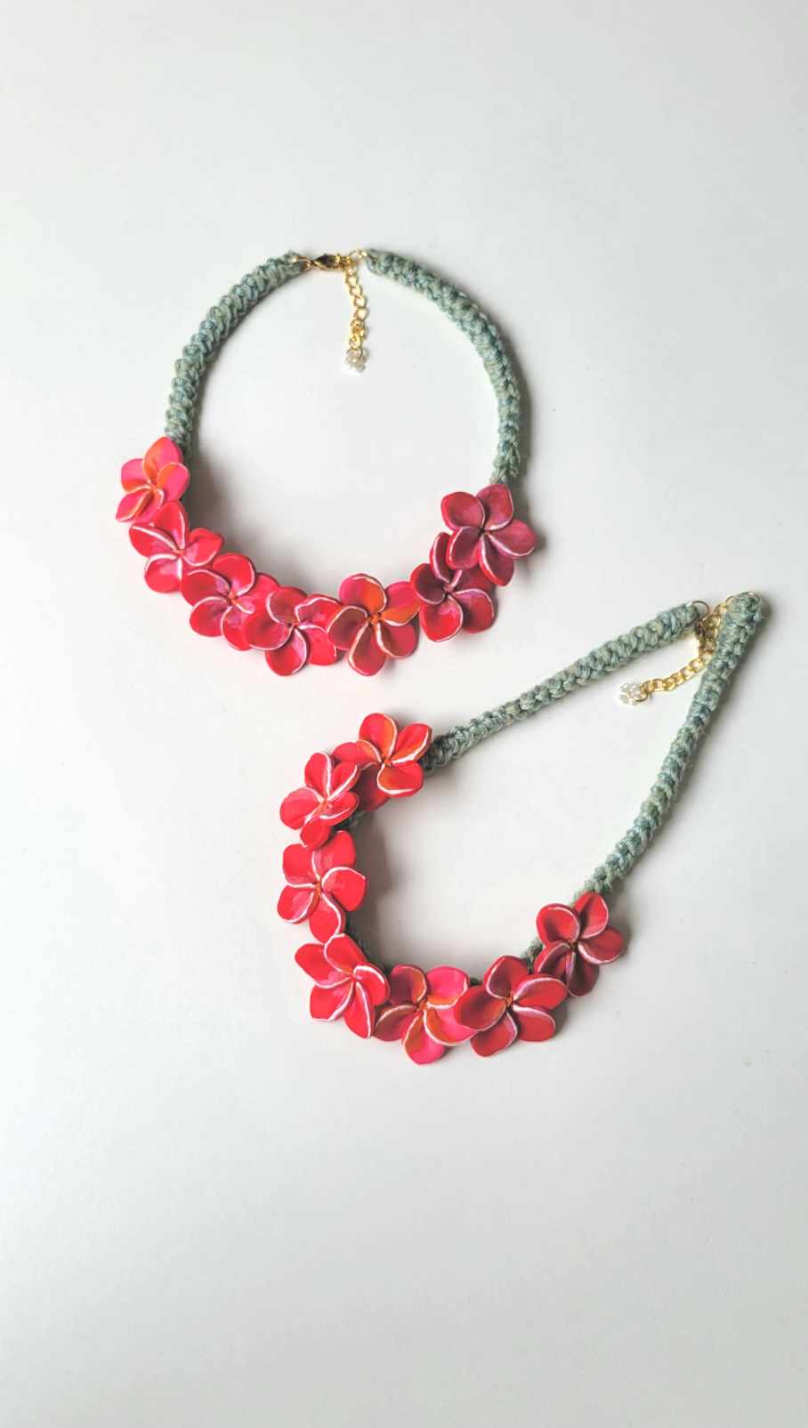 (New) Plumeria Necklace