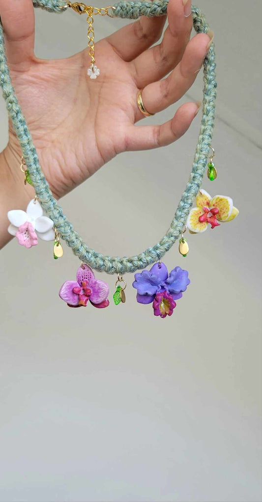 (New) Mix Orchid Necklace