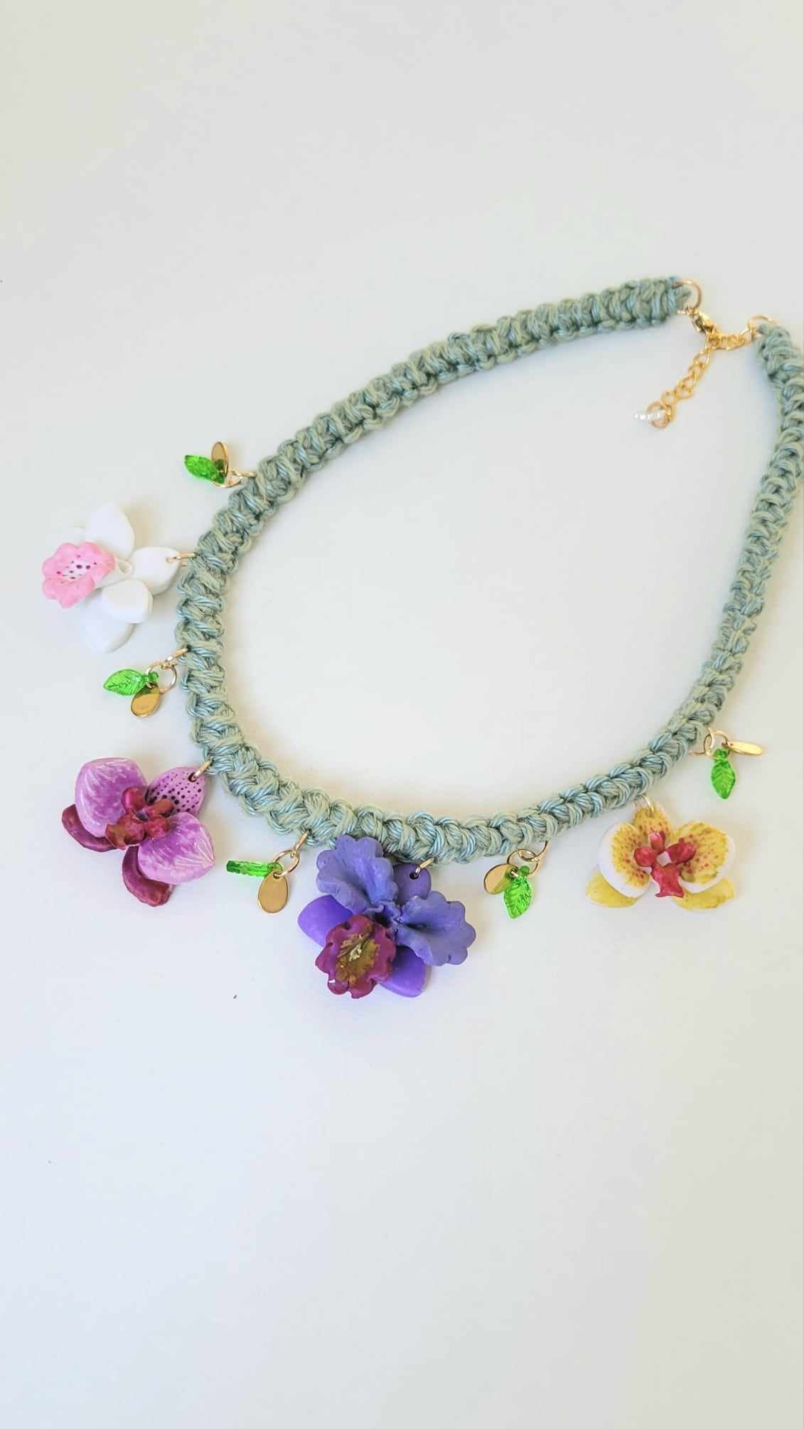 (New) Mix Orchid Necklace